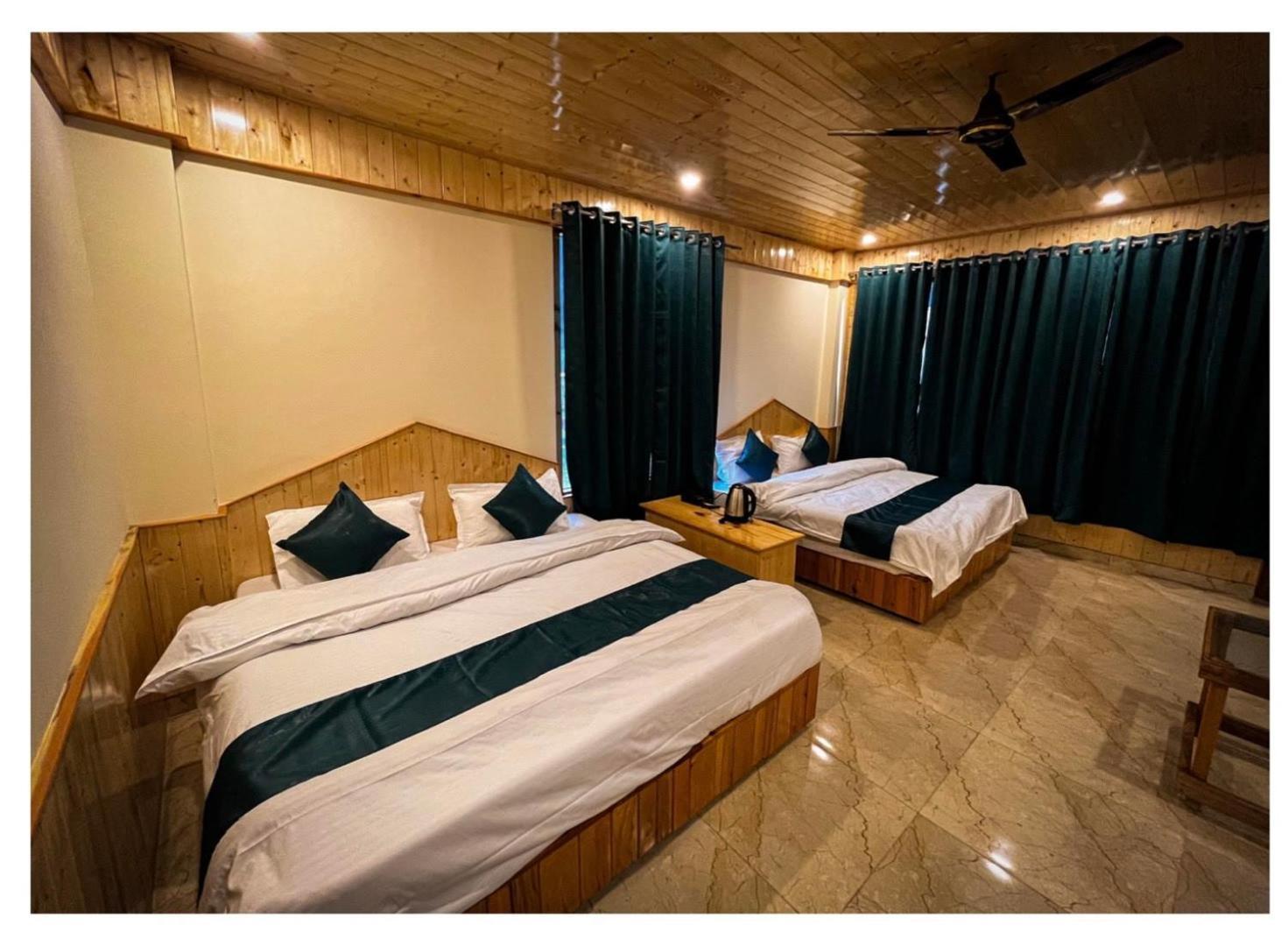 Hotel Mid Orchard Kasol L River Side -Pure Veg Hotel Buitenkant foto